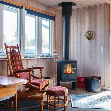 Lxxvi Holiday home *